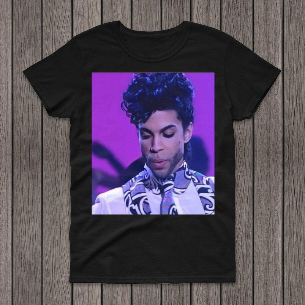 Prince Purple Rain Unisex Music Fan Graphic Gift T-Shirt